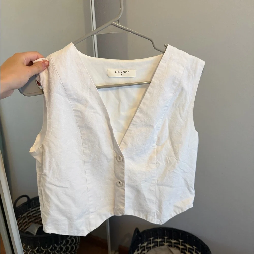 COMMENSE white vest